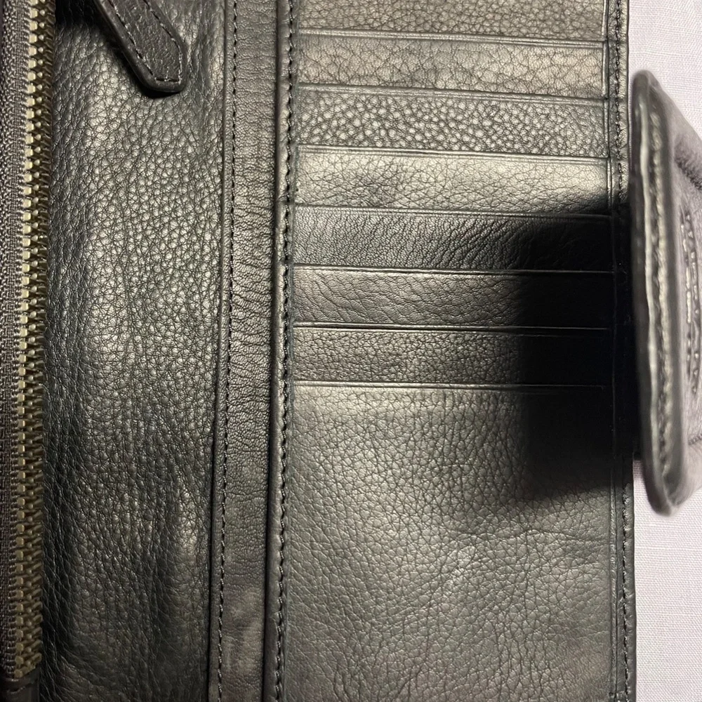 Lucas Slim Leather Wallet from AMERICAN LEATHER CO. - Picture 6 of 7